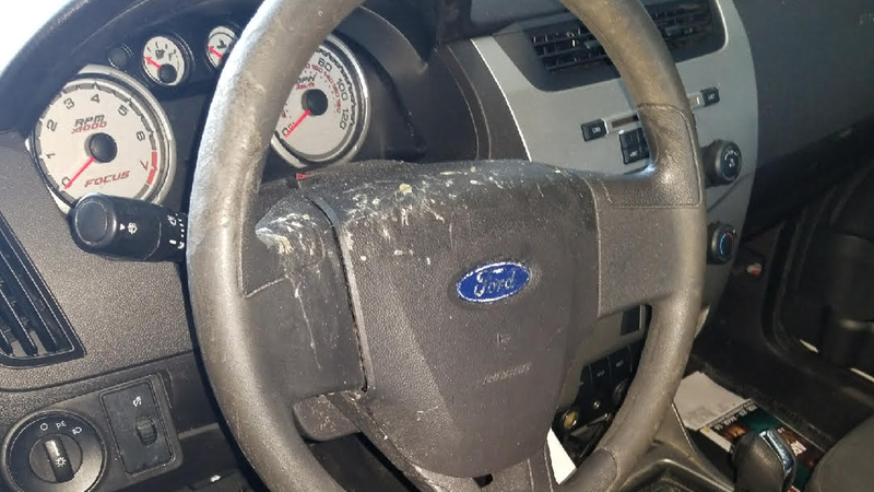 Illustration for article titled This Is One of the Most Disgusting Car Interiors You'll Ever See So You've Been Warned